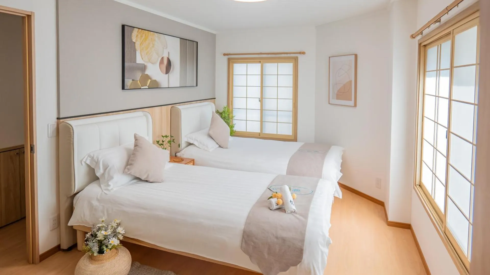 桜の川17 Ueno 5Mins Ueno Zoo Three Storey Detached House More Then 13 People Tokyo Japan